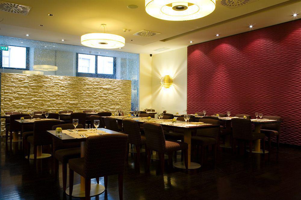 Nh Collection Touring Hotel