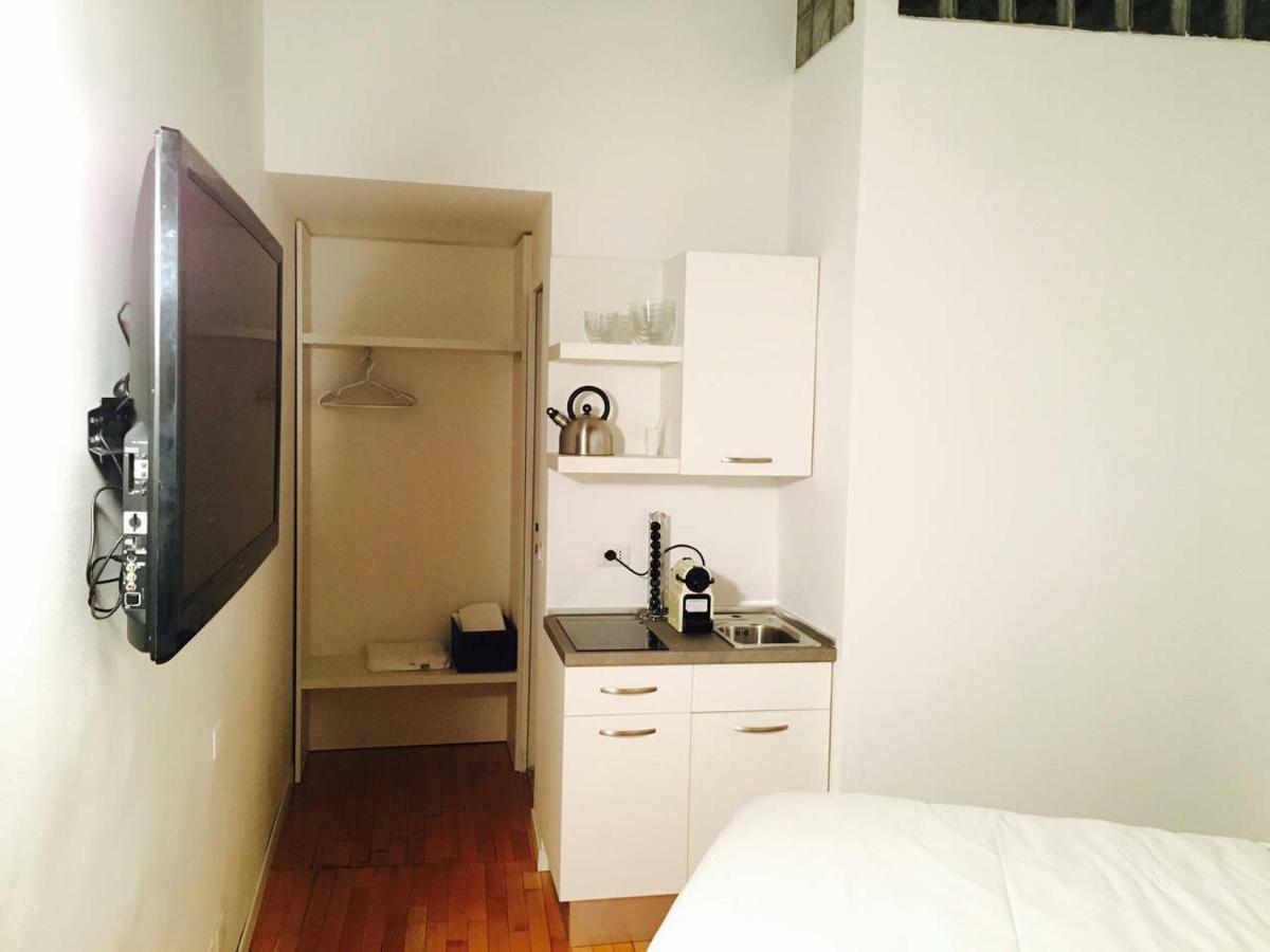 Apartment Room
