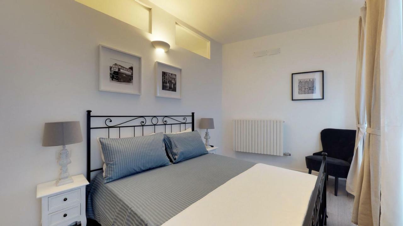 Luxury 2 Bedrooms *