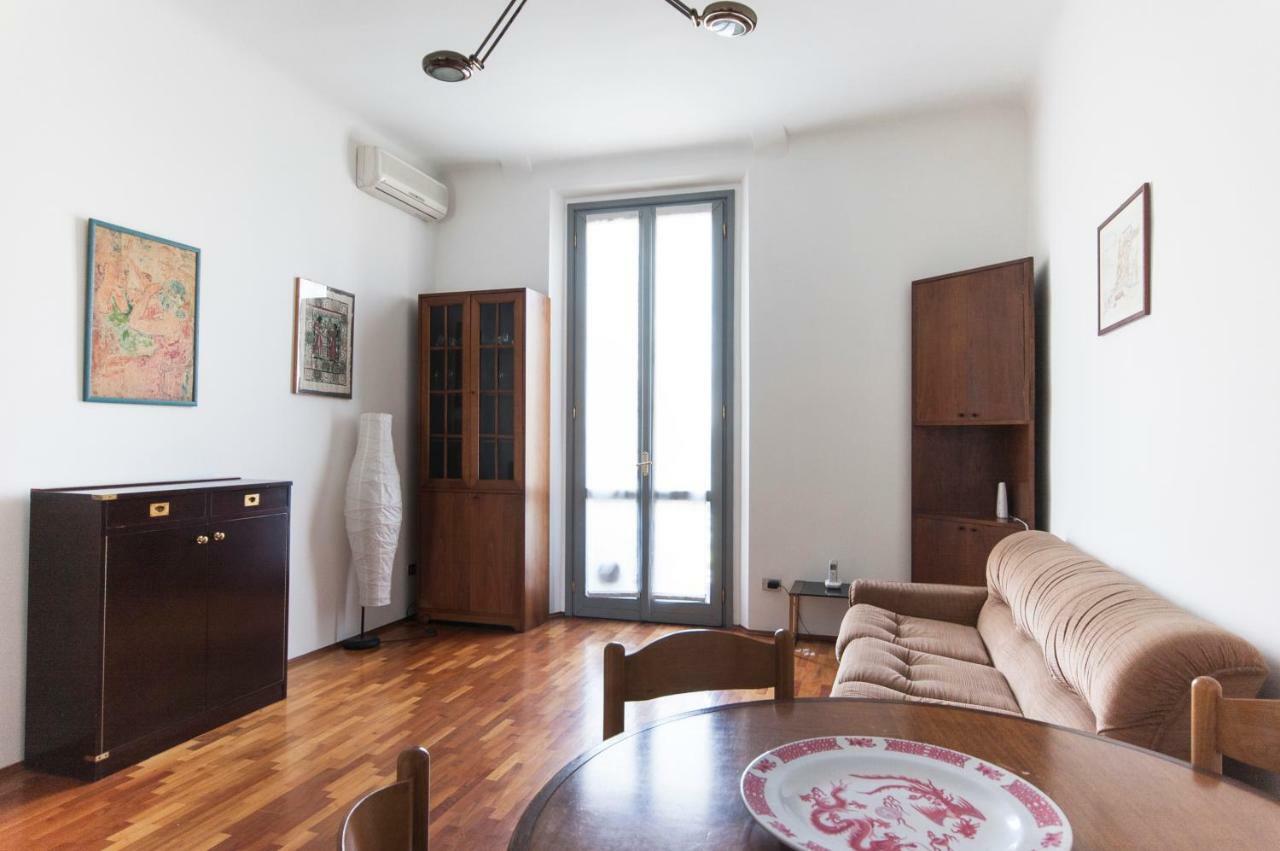 Youhosty - Segantini 73 * Milan