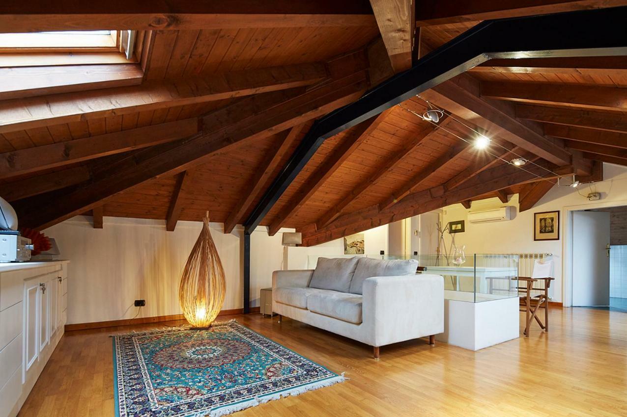 Leonardo Apartamento Milão
