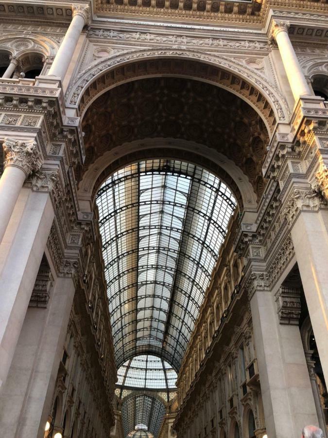 Joy House -central Near Metro Arco Della Pace Brera-entire Perfect For Work & Play, Nightlife With Ac & Fast Wifi Welcome To The Cool Joy House! Apartment *