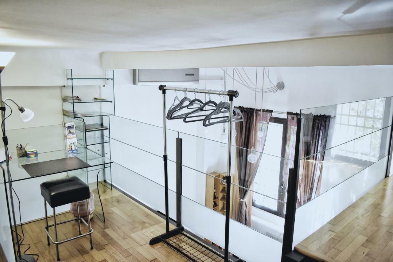 Charming Design Loft Isola * Milan
