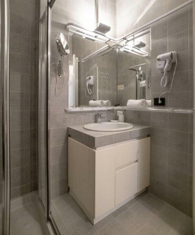 Madonnina Apartment *