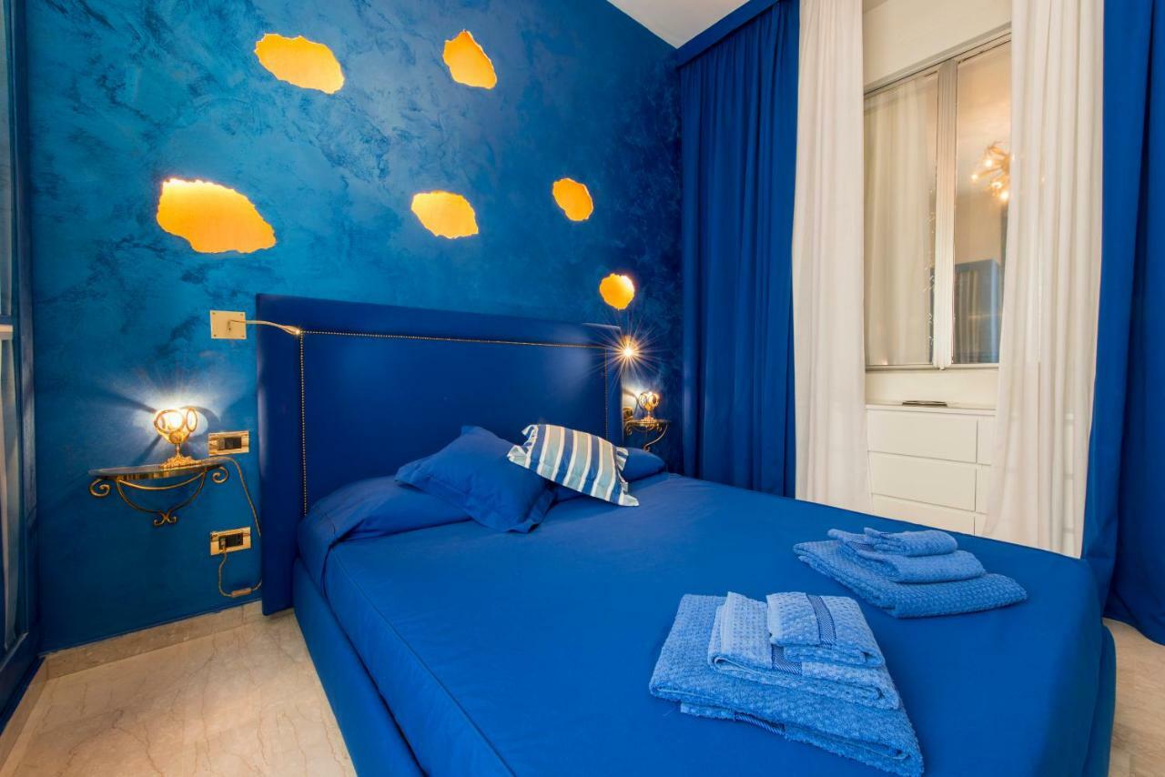 Luxury - Boccaccio Blue * Milan