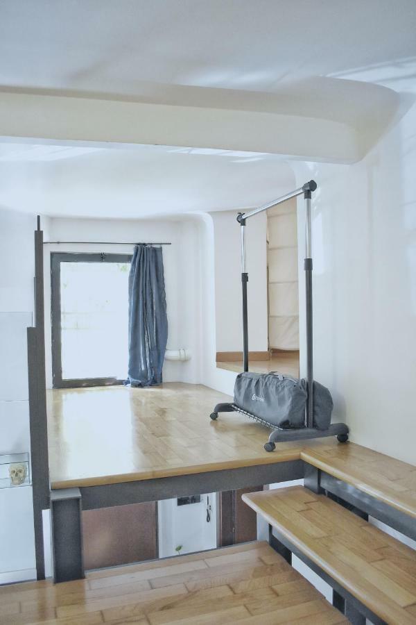 Charming Design Loft Isola Milan