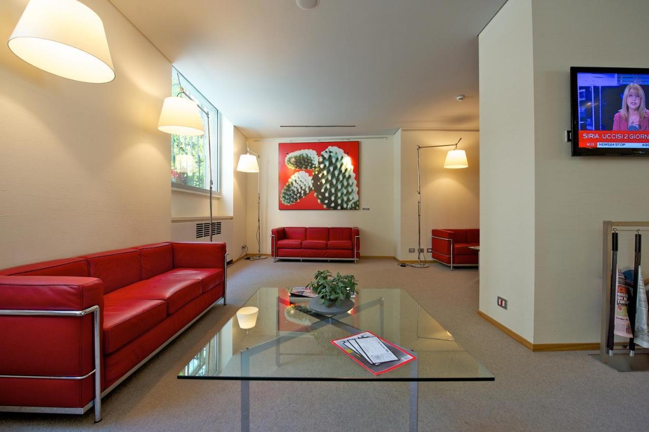 Hotel Mercure Solari Milan