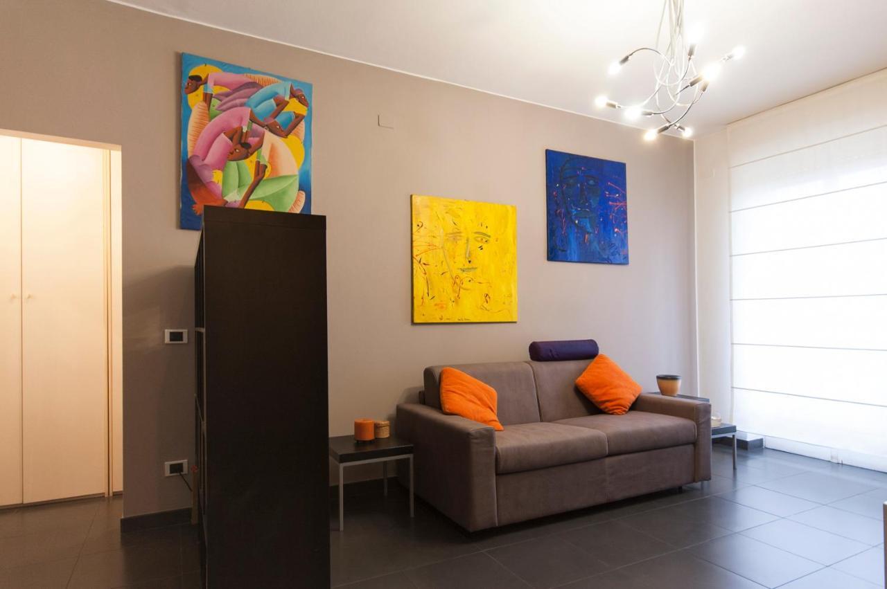 Apartamento High Rise Flat Near Metro Stop