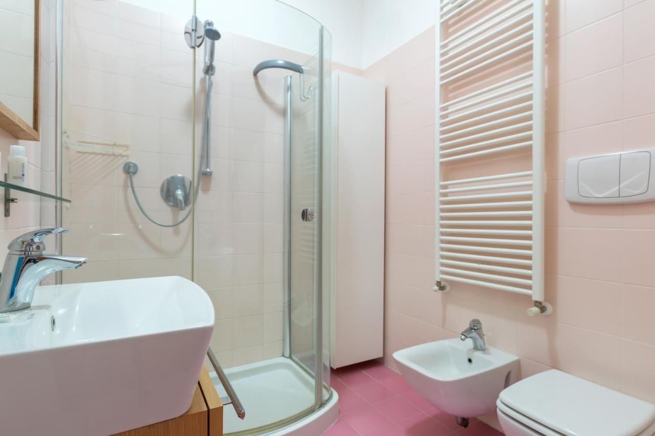Savona District Terrace Flat Apartment Milan