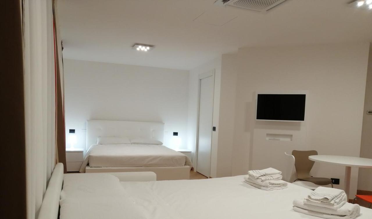 Aparthotel Bb Isola Milan