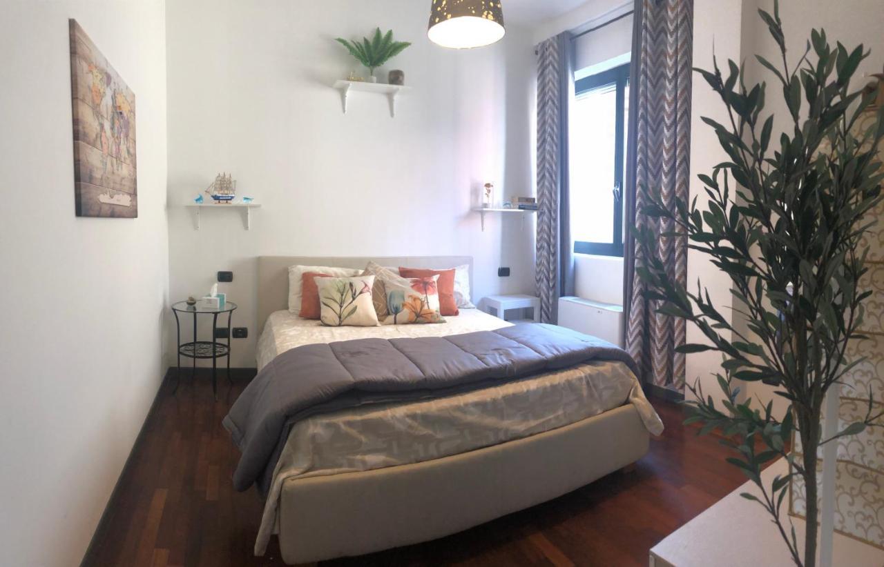 Apartamento Charming Elise- Close To Station Milão