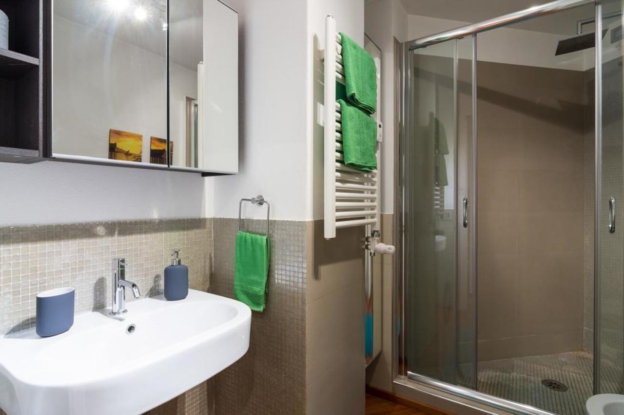 Station Hotel *