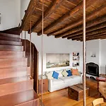 Duplex Incantevole Sui Tetti Nel Cuore Dei Navigli