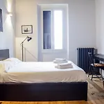Montenero Flat - Elegant, Modern & Comfortable