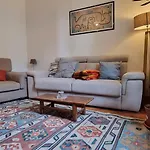 Altido Homey Flat With Balcony In Historical Centre
