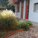 Quiet And Comfortable Apartment In Milano Porta Romana
