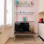 Luxury Apartment Near Bocconi Zamenhof 7