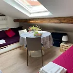 Delizioso Attico Privato, Comfort, Cool.