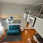 Lovely Flat In Early 20Th Century Building