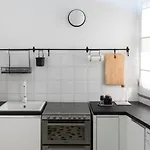 Xenia Apartments - Moderno Appartamento In Fondazione Prada
