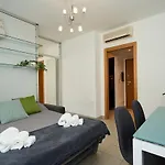 Design House A/C Wifi 20 Minutes From Duomo