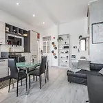 Nolo\'S Nest - Close To Central Station