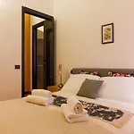 The Best Rent - Modern Apartment In The Center