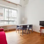 Buonarroti Bright Apartment