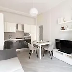 Adorable Home Milan City Centre, 2 Bd, 4 Guests