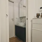 Joivy Cosy Flat In Cinque Giornate Square