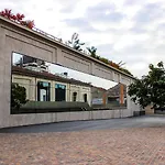 Xenia Apartments - Moderno Appartamento In Fondazione Prada