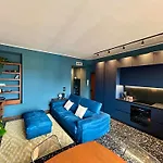 Elegant Blue Apartment Portello - Near Mico And Fiera Milano