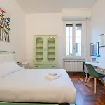Xenia Apartments - Charming Three-Room Apartment
