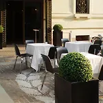 Lhp Hotel Napoleon