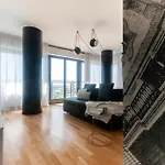Apartment With Panoramic View Of Milan And Public Free Parking Lot