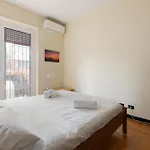 Forlanini - Functional Studio With Balcony!
