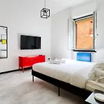 Casa Mondrian