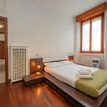 Xenia Apartments - Classical Suite In Central Station