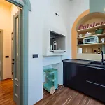 Xenia Apartments - Renovated Two-Room Apartment In Sant\'Ambrogio