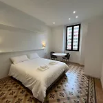 Tiny Apartment With Ideal Subway Connection