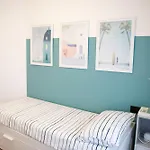 Bright 2-Room Apartment For Friends And Relatives