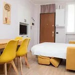 Pasteur Flat