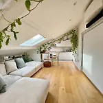 Bright Penthouse Attic In The Heart Of Milan