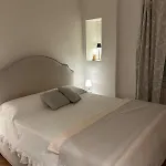 Bilocale Red House Two Room Apartment Red House, Cosy Flat