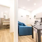 Guest Planet - Fondazione Prada\'S Two Rooms Suite