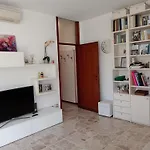 Studio With Sofa Bed