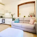 Beautiful Apartment In Tricolore