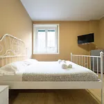 Smart Rooms Portello - 3 people