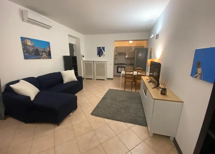 Navigli\'S Flat