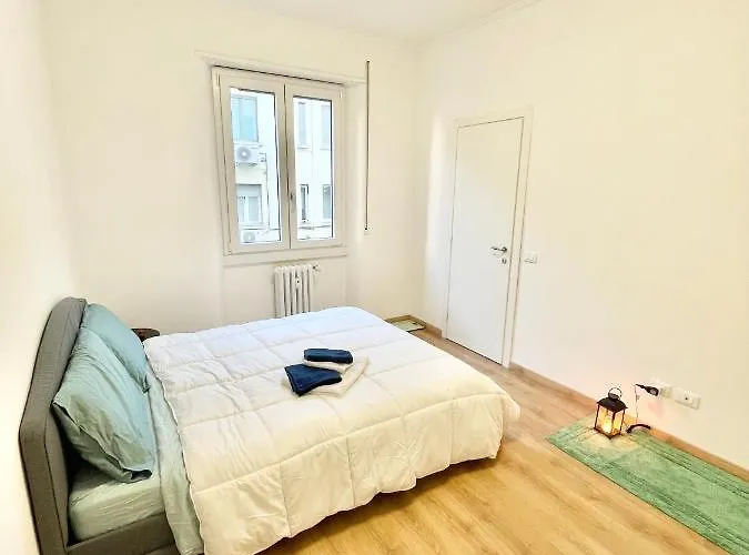 Camera Con Bagno Privato Interno - Zona Bocconi